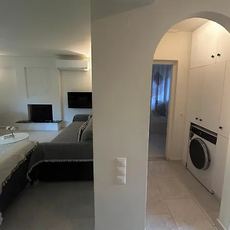 Polyxeni House דירה *